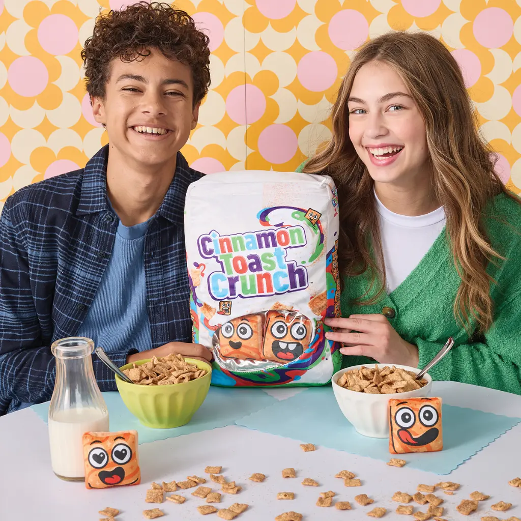 780-4595-CINNAMON-TOAST-CRUNCH-PACKAGING-LS.webp