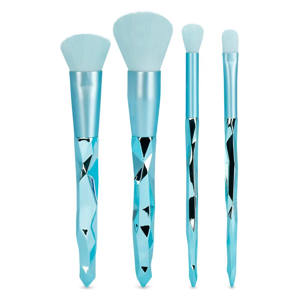 815-394-MAKE-IT-SHINE-MAKEUP-BRUSHES-LG.webp